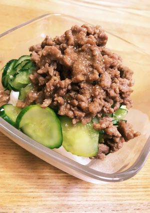 肉味噌のっけ盛り☆ お豆腐キュウリ-レシピのメイン写真