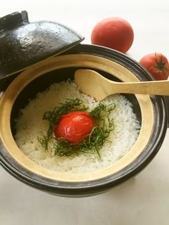 【野菜ソムリエ】まるごとトマト土鍋ごはん-レシピのメイン写真