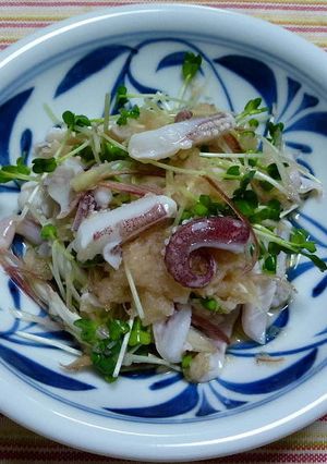 ヤリイカの下足と香味野菜のおろし和え-レシピのメイン写真