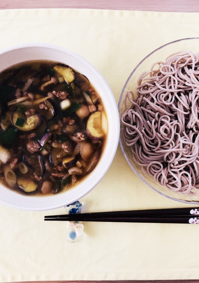 簡単☆ナスとそぼろのつけ蕎麦-レシピのメイン写真