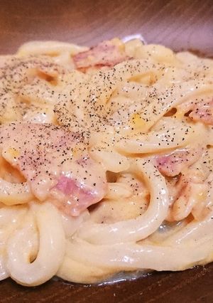 コーンスープの素でカルボナーラうどん♪-レシピのメイン写真