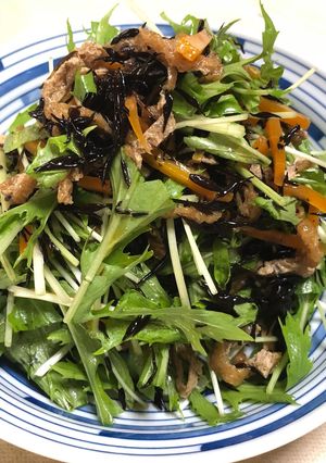 栄養たっぷり！簡単！水菜とひじきのサラダ-レシピのメイン写真