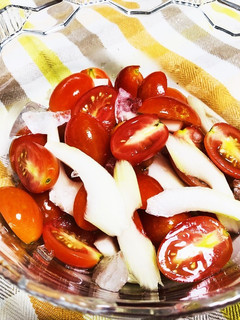 洗い物なし!トマトとセロリの簡単マリネ-レシピのメイン写真