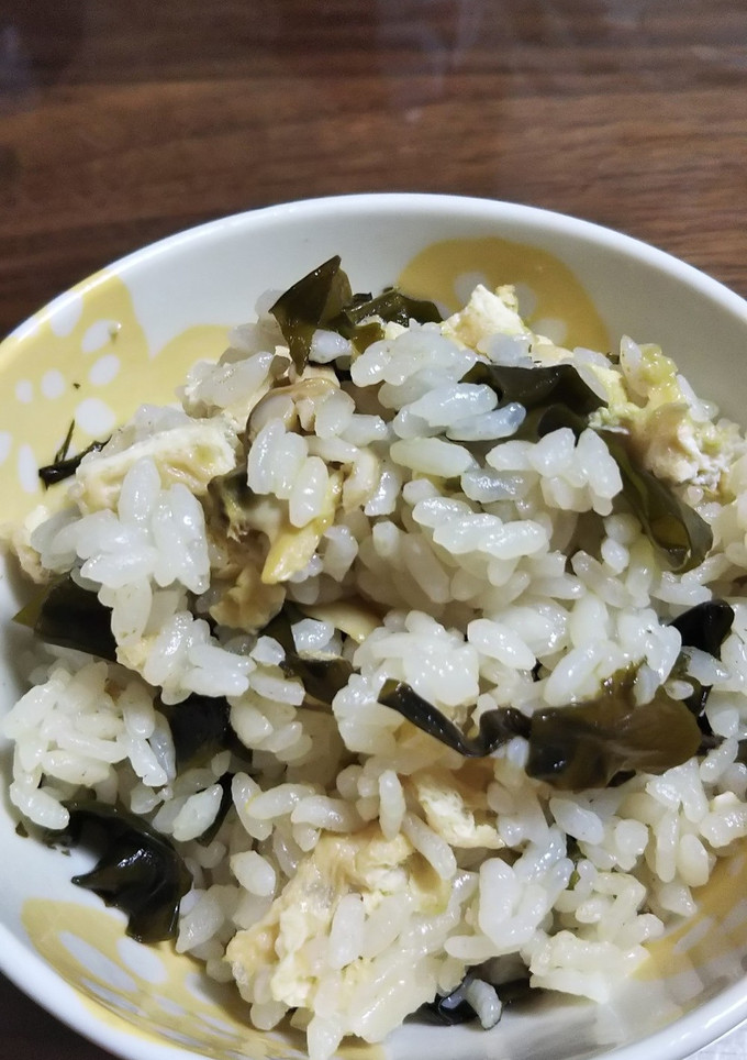 超簡単！ワカメとアサリの炊き込みご飯-レシピのメイン写真