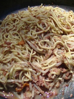 手軽で簡単!コンビーフ塩焼きそば-レシピのメイン写真