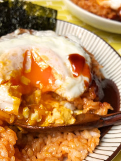 とろ~り目玉焼きのコチュジャン混ぜごはん-レシピのメイン写真
