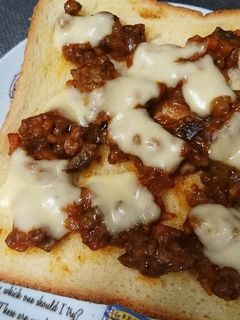 野菜たっぷり☆キーマカレーチーズトースト-レシピのメイン写真