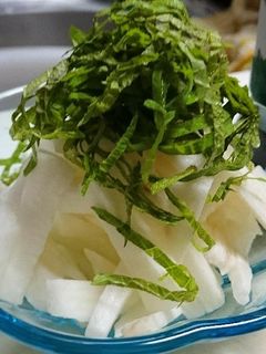 長芋短冊☆大葉と梅肉のせ-レシピのメイン写真