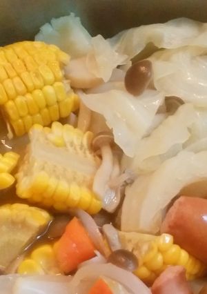 コーンとキノコの野菜コンソメスープ-レシピのメイン写真