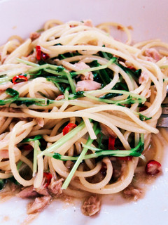 簡単♡豆苗とツナのバター醤油パスタ-レシピのメイン写真