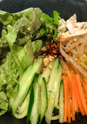 ピリ辛冷やし中華（ピリ辛まぜ麺の再現）-レシピのメイン写真