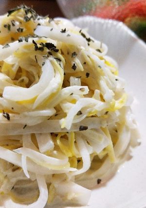 大根とレモン風味カニカマのハーブサラダ-レシピのメイン写真