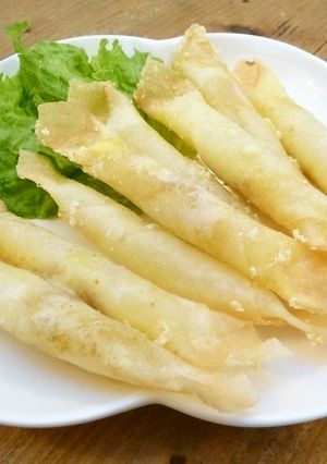 簡単おつまみ♪カレースティック春巻き-レシピのメイン写真