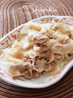 簡単うま!薄切り大根と豚バラの麺つゆ炒め-レシピのメイン写真