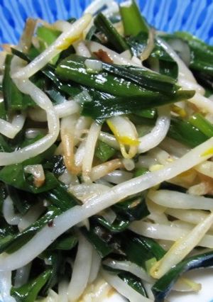 モヤシとニラの中華炒め（炒十菜）-レシピのメイン写真