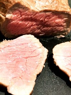 塩麹で柔らかしっとり♬ローストビーフ-レシピのメイン写真