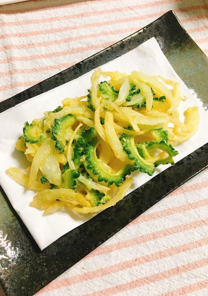 ゴーヤーと玉ねぎのかき揚げ-レシピのメイン写真