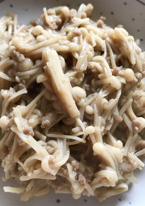 鶏そぼろアレンジ☆えのきとバタポン炒め-レシピのメイン写真