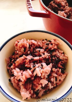 炭酸水で雑穀ご飯！黒米とたかきびのご飯-レシピのメイン写真