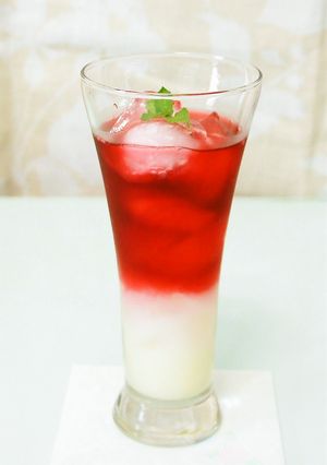 夏こそカルピスハイビスカスティー-レシピのメイン写真