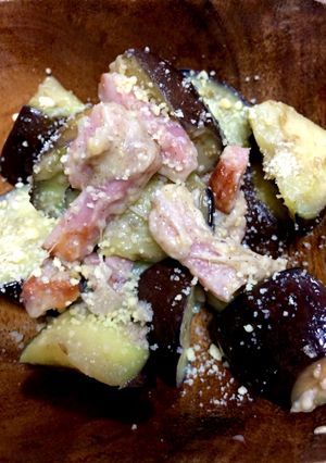 簡単茄子ベーコンの粉チーズ炒め-レシピのメイン写真
