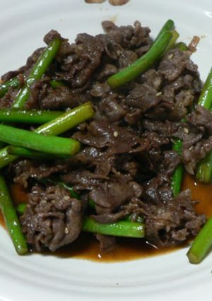 ニンニクの芽と牛肉のスタミナ炒め-レシピのメイン写真