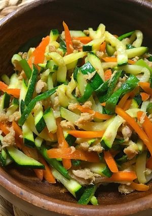無限に食べれる!簡単ズッキーニのしりしり-レシピのメイン写真
