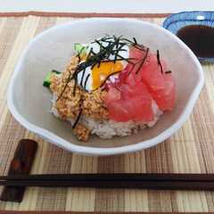 รูปของ オイスターソースでこく旨！スタミナ爆弾丼