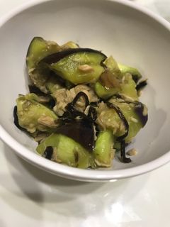 レンジで3分☆なすとツナの塩昆布和え-レシピのメイン写真