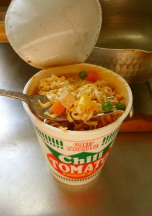 最速のミックスベジタブルのチリトマト麺-レシピのメイン写真