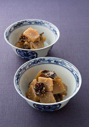 板こんにゃくときくらげのごましょうが和え-レシピのメイン写真