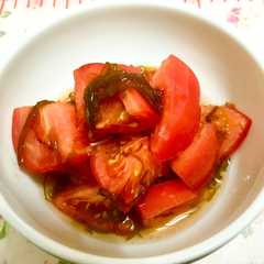 รูปของ 夏の定番♪簡単美味しい♪トマトのもずく酢