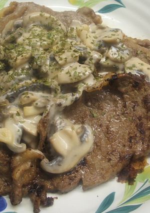 薄切り牛のシャンピニオンソース-レシピのメイン写真