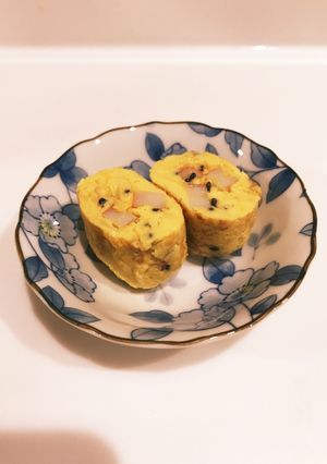 ❁かにかまと黒胡麻の卵焼き❁-レシピのメイン写真