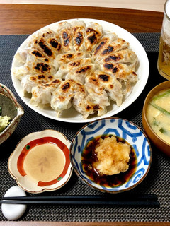大根おろしで食べる!絶品焼き餃子-レシピのメイン写真