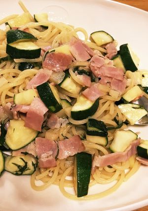 ズッキーニ・ベーコン・大葉のパスタ-レシピのメイン写真