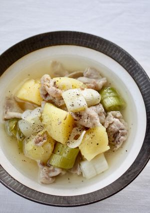 簡単肉じゃが♪【塩豚じゃが】とんじゃが-レシピのメイン写真