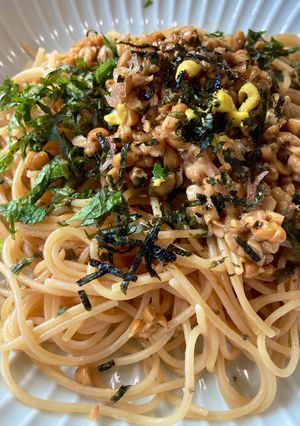 納豆バター醤油パスタ ベランダ大葉のせ-レシピのメイン写真