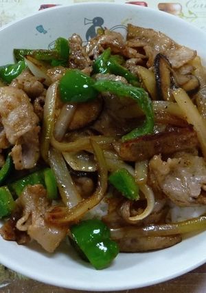 豚バラ肉と野菜のソース炒め丼-レシピのメイン写真