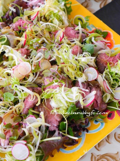 葱多めで♫牛肉たたきと焼きなすのサラダ-レシピのメイン写真