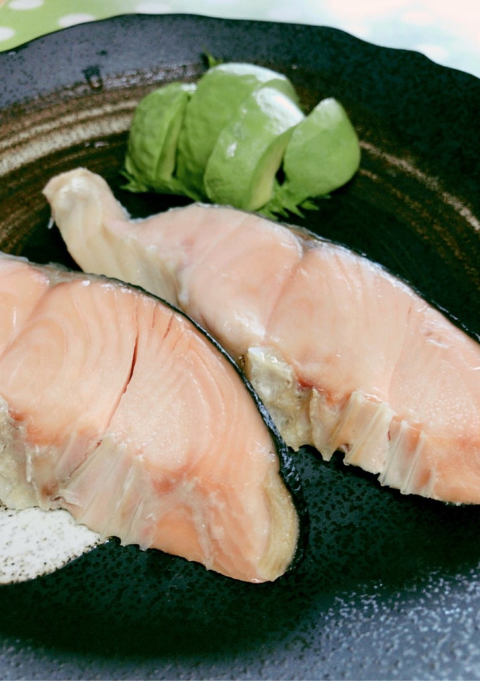 *焼き魚のアボカド添え*-レシピのメイン写真