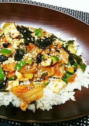 食欲増進!いかキムチ納豆のっけご飯-レシピのメイン写真
