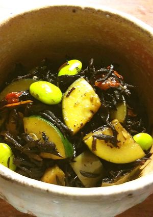 ひじきと夏野菜、ドライトマトの煮物-レシピのメイン写真