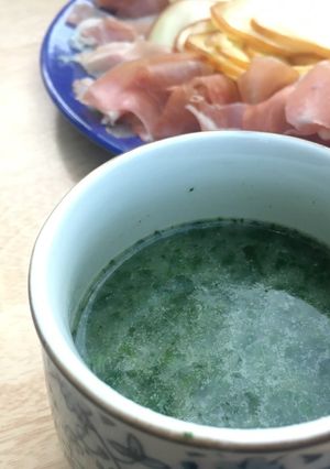 モロヘイヤと玉ねぎの冷静スープ-レシピのメイン写真