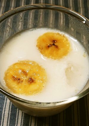 バナナ＆桃缶DEフルーツ牛乳ゼリー♪-レシピのメイン写真