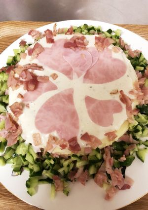 簡単トマト入りシーザーサラダ風ケーキ-レシピのメイン写真