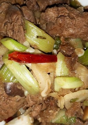 【ピリ辛】鶏レバーの白ワイン煮-レシピのメイン写真