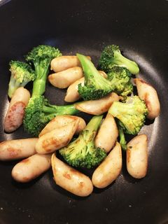 ブロッコリーとウインナーのカレー炒め-レシピのメイン写真