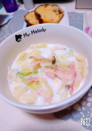 ベーコンとキャベツのクリームスープ-レシピのメイン写真