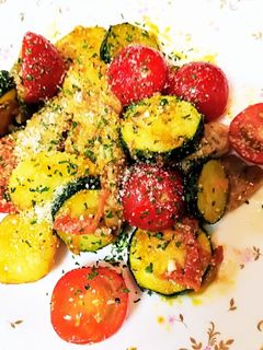 夏野菜と、じゃがいもと豚肉のカレー炒め-レシピのメイン写真